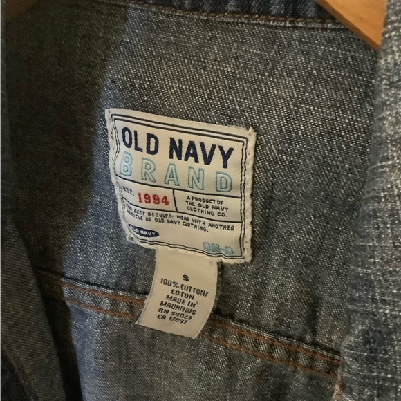 Very cool wash, Vintage Kids Jean Jacket, size S(5-7) Worn for hip hop kid video - Picture 6 of 10